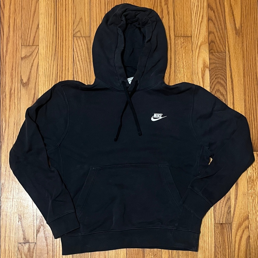 Nike Men's Black Pullover Hoodie
